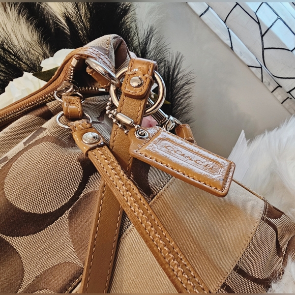 Coach Large Canvas Crossbody - Picture 3 of 16